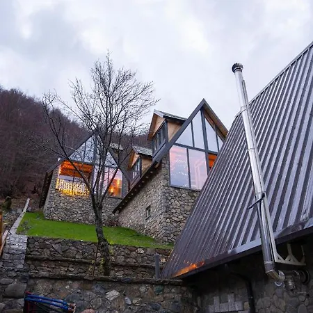 Columbus Villas Vermosh Exterior photo